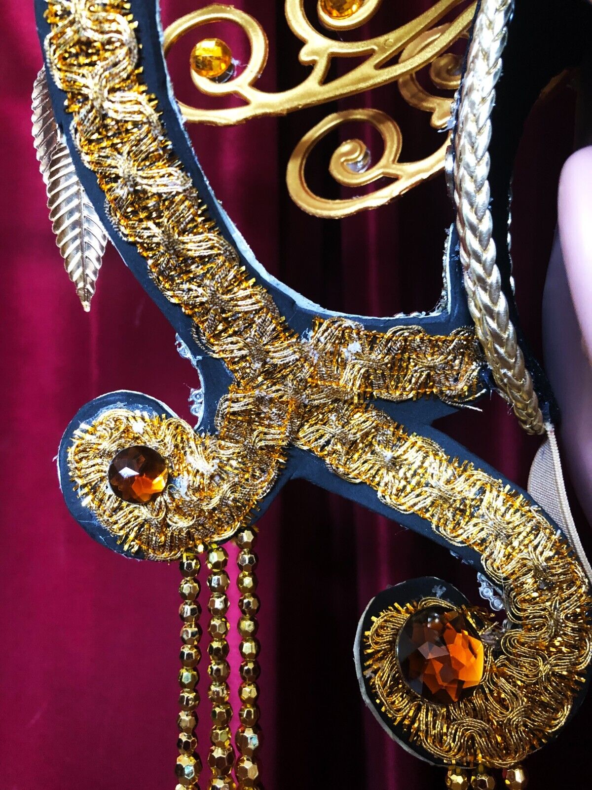 Da NeeNa H935 Golden Asian Chinese Japan Emperor Empress Vegas Crystal Headdress