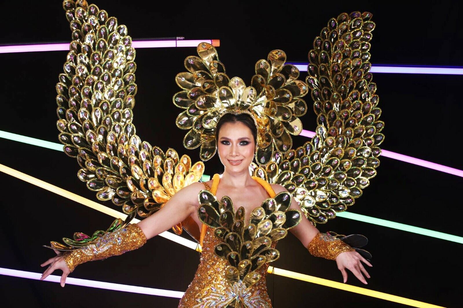 Da NeeNa C1011 Eagle Queen Samba Crystal Pageant Showgirl Costume Set XS - XL