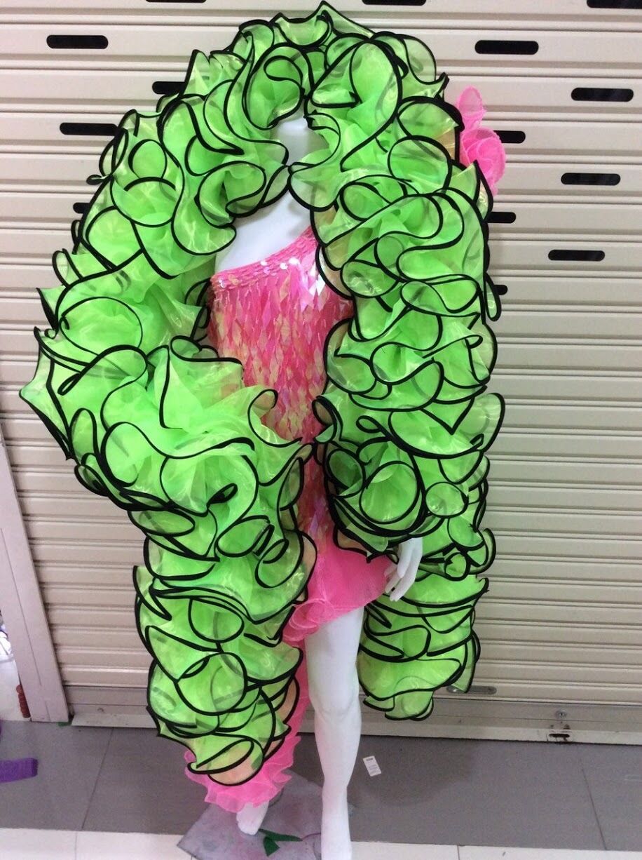 Da NeeNa B592 Vegas Showgirl Sequin Cabaret Stage Trimming 9 ft Gigantic Jumbo Boa