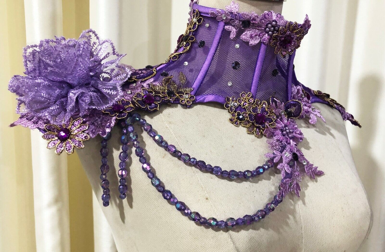 Da NeeNa J629A The High Society Girl Showgirl Pageant Crystal Necklace Choker
