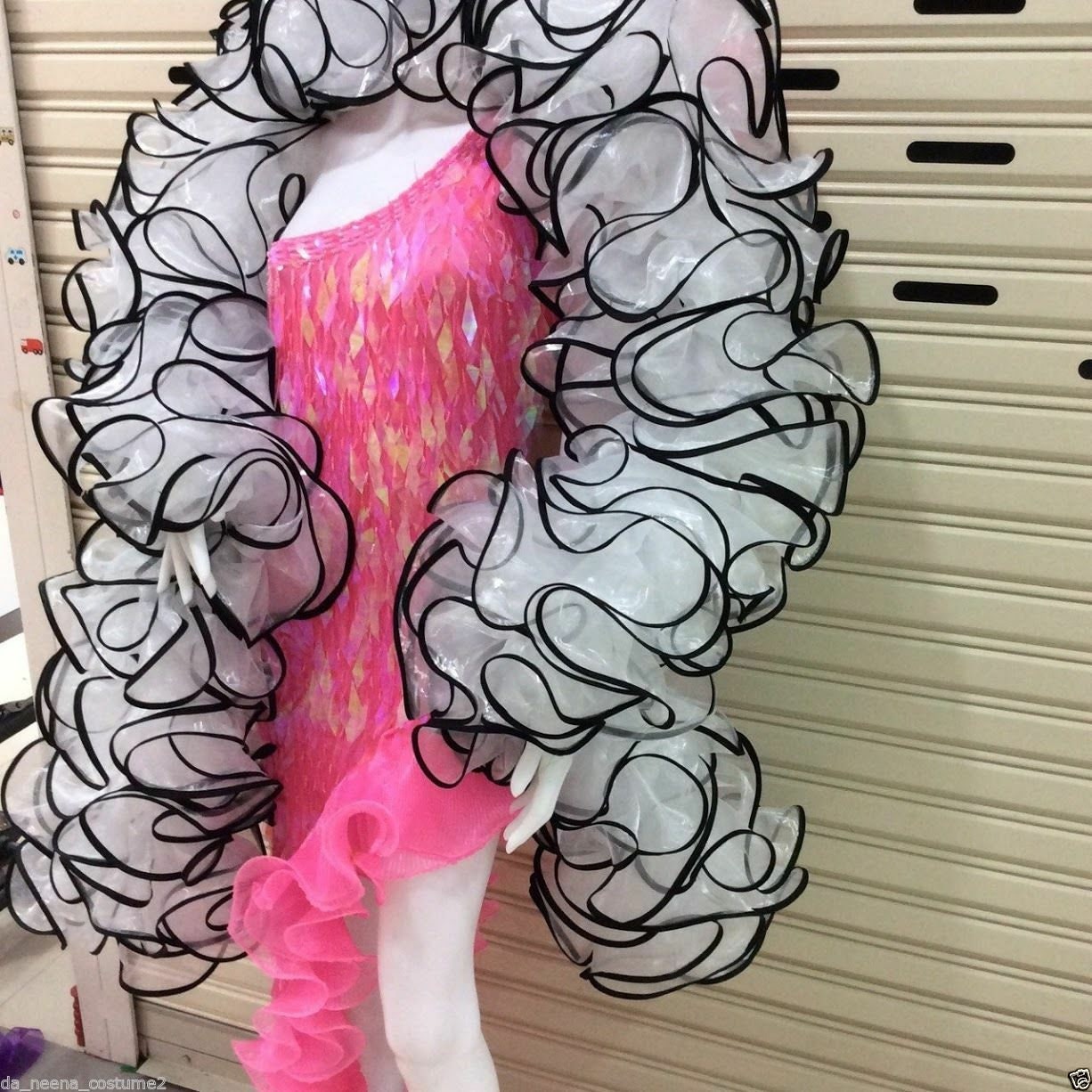 Da NeeNa WR Vegas Showgirl Sequin Trim Showgirl Gigantic Boa