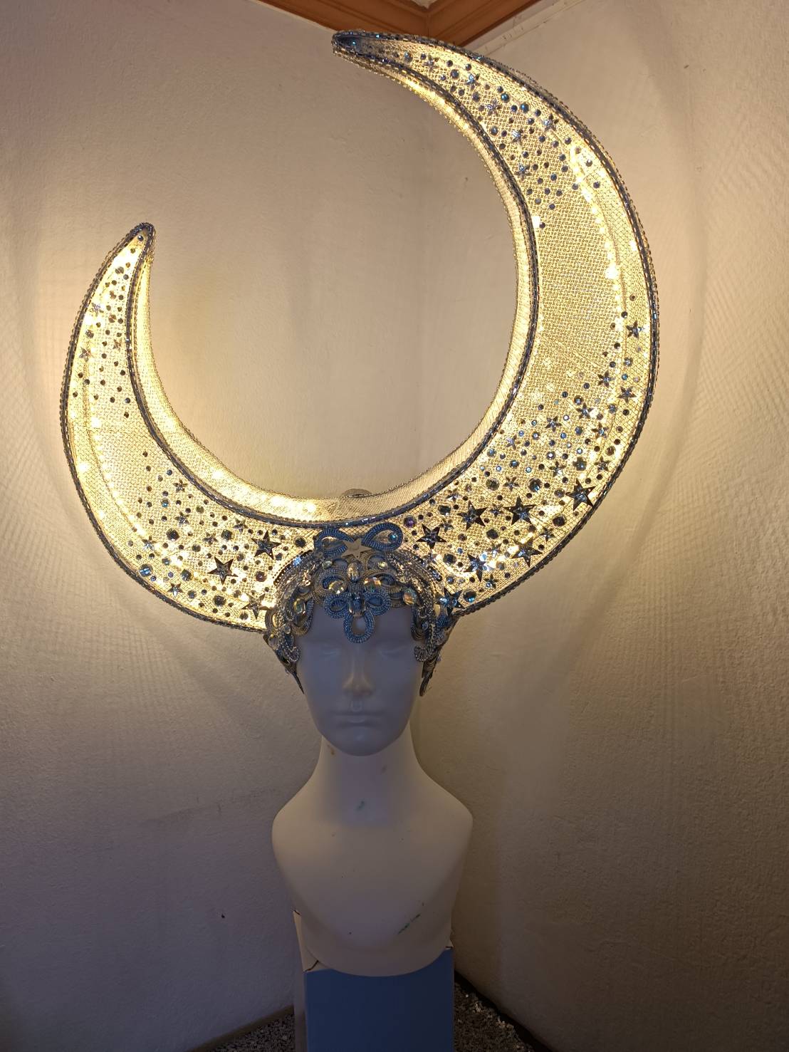 Da neena h1159 light dreammaker star & moon vegas showgirl pageant crystal headdress