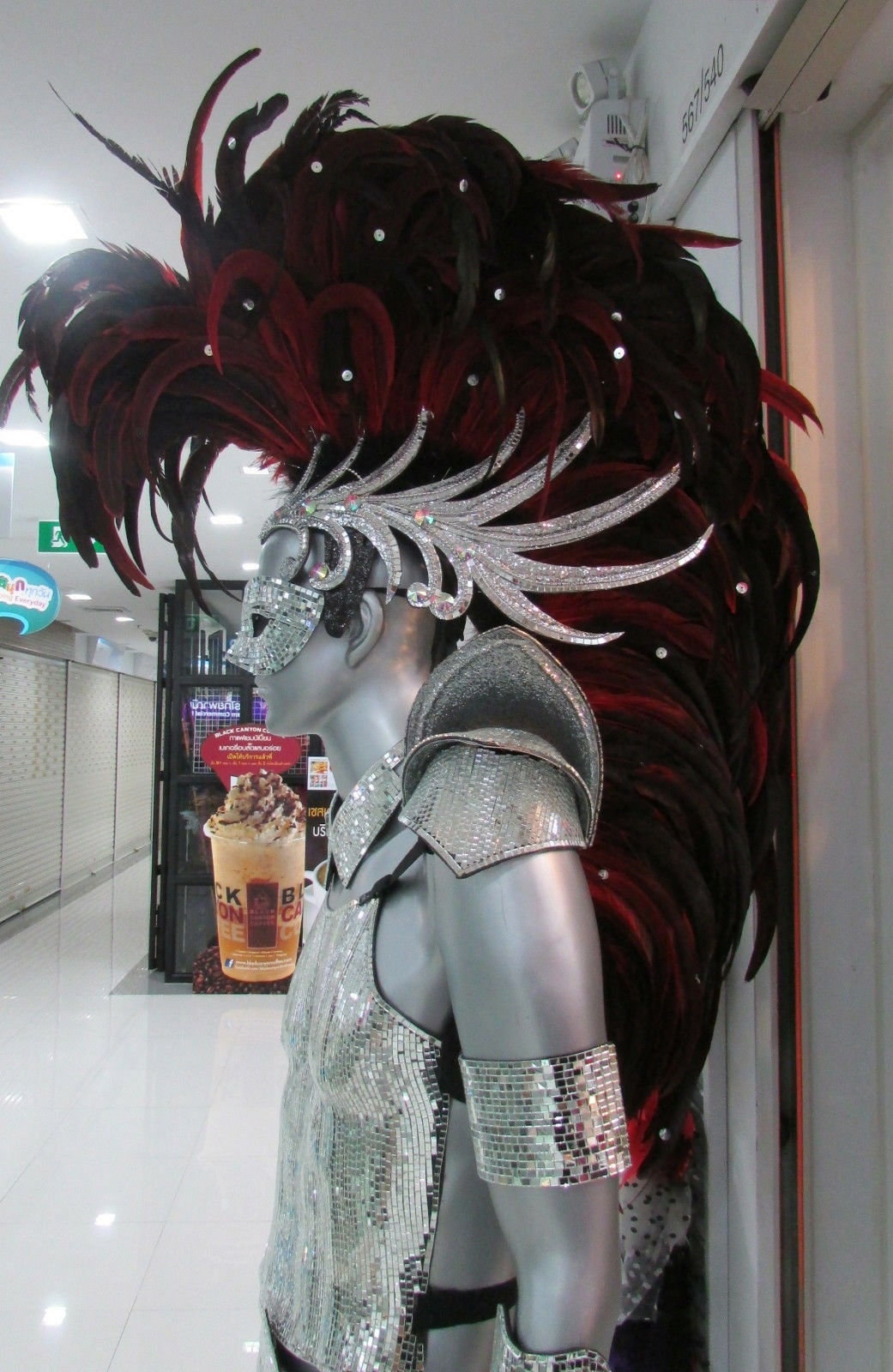 Da NeeNa C061  Giant Iron Hero Men Male Warrior Alien Indian Headdress Costume Set