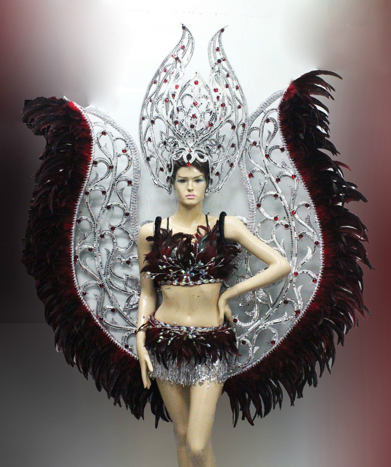 Da NeeNa C050 Vegas Showgirl Burlesque Festival Cabaret Bat Wings Costume Set