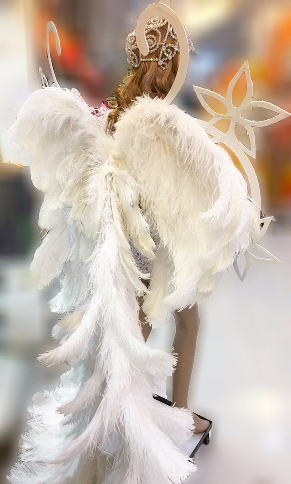 Da NeeNa C707 White Crystal Vegas Dance Angel Wings