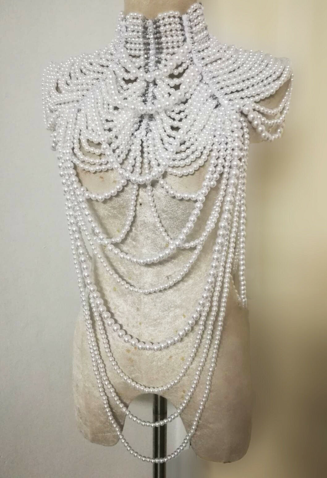 Da NeeNa J018W Sexy Showgirl Cabaret Pageant Vegas Bead Pearl Necklace Choker