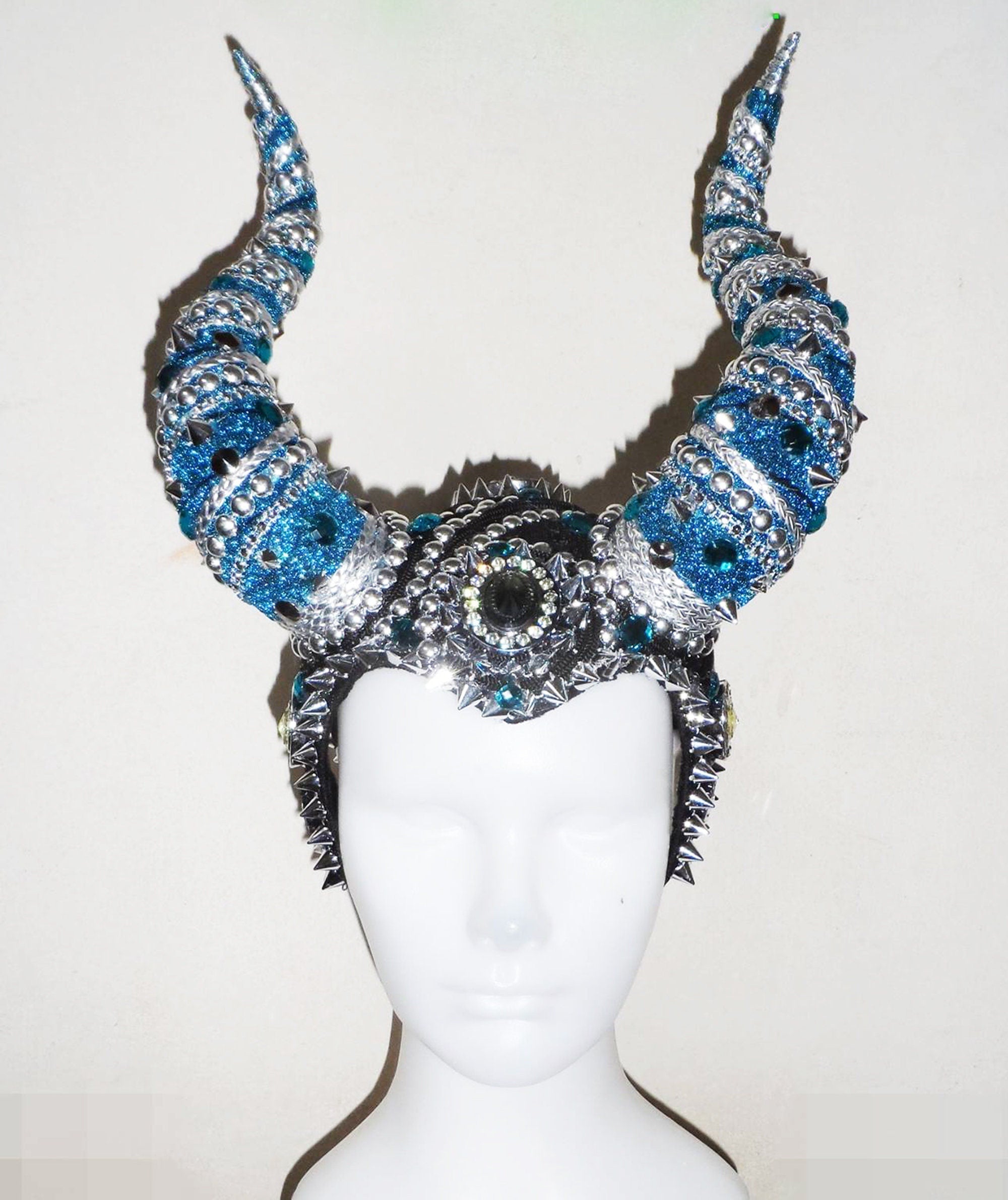 Da NeeNa H618 The Strong Viking Warrior Longhorns Crystal Dance Drag Headdress