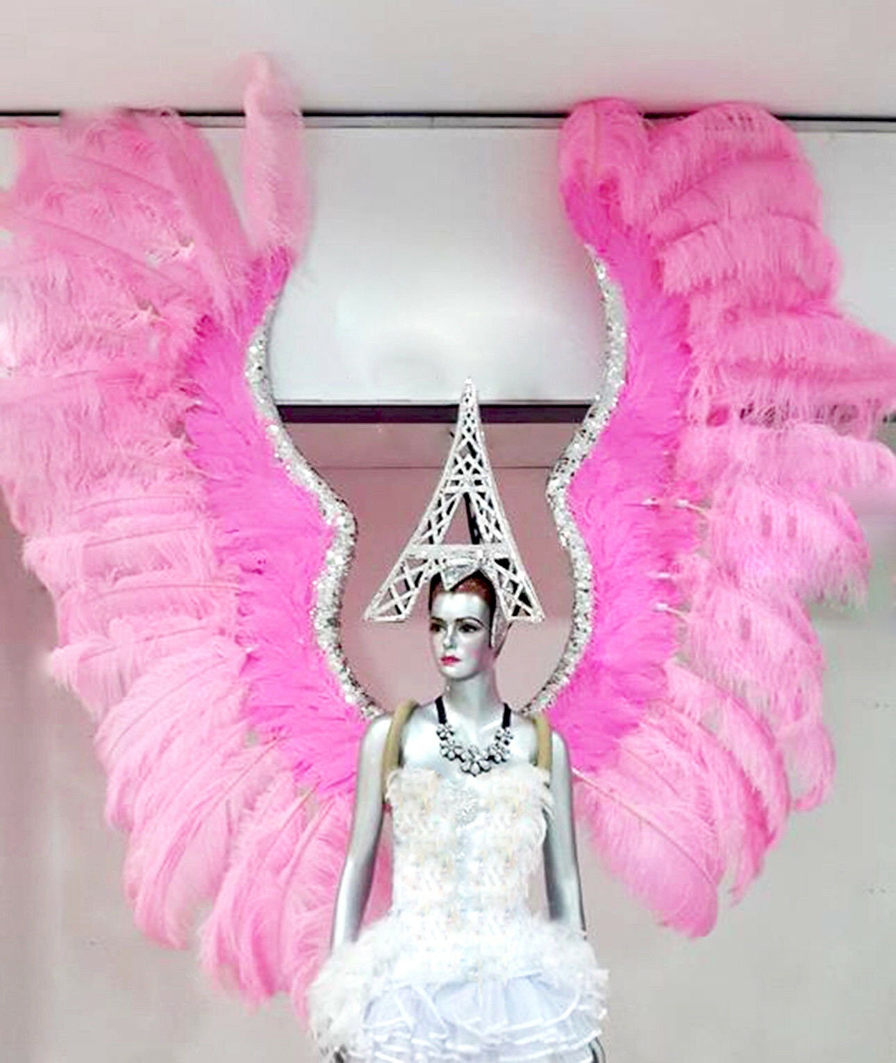 Da NeeNa B043 Gigantic Pink Ostrich Feather Victoria Angel Wings