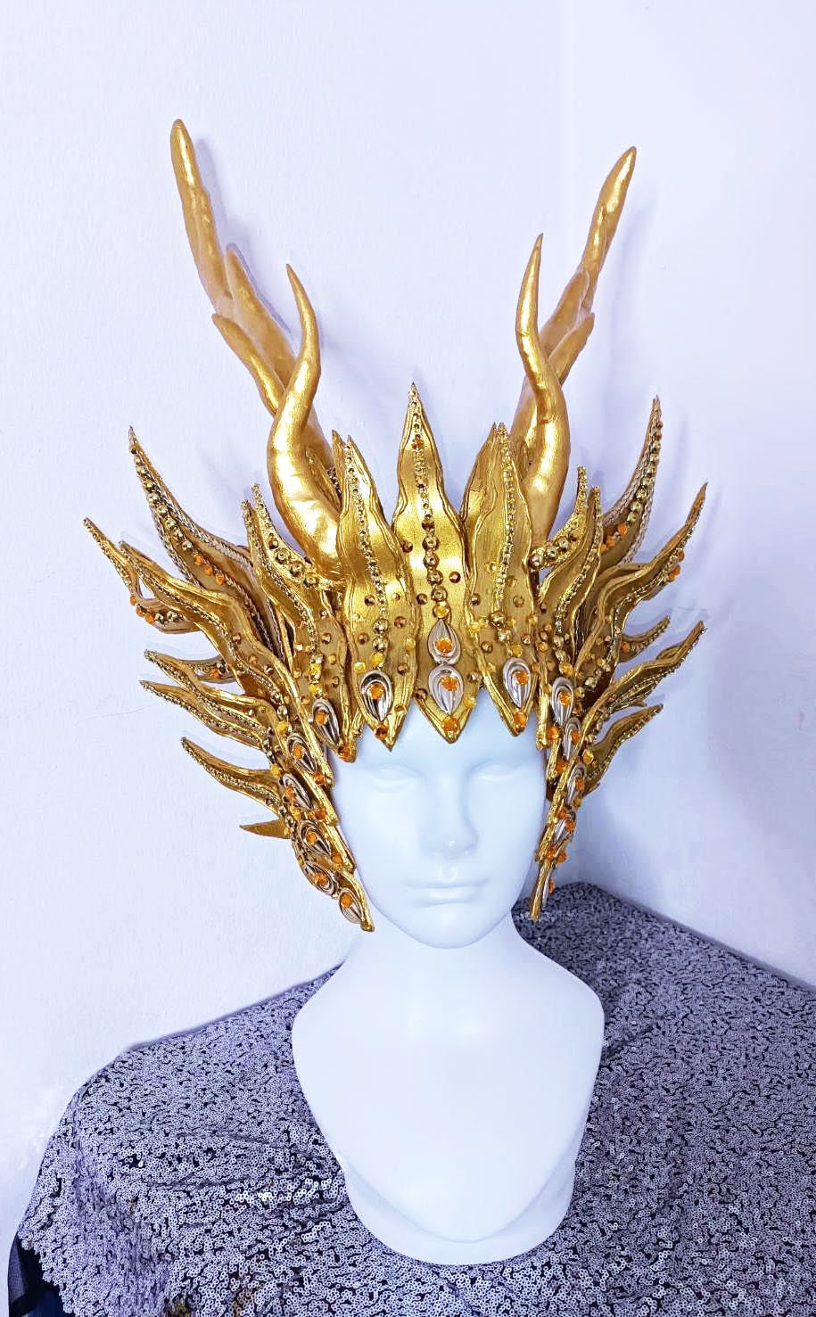 Da NeeNa H1113  Golden Dragon King Vegas Cabaret Showgirl Pageant Headdress